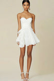 White A Line Chiffon Sweetheart Short Graduation Dress